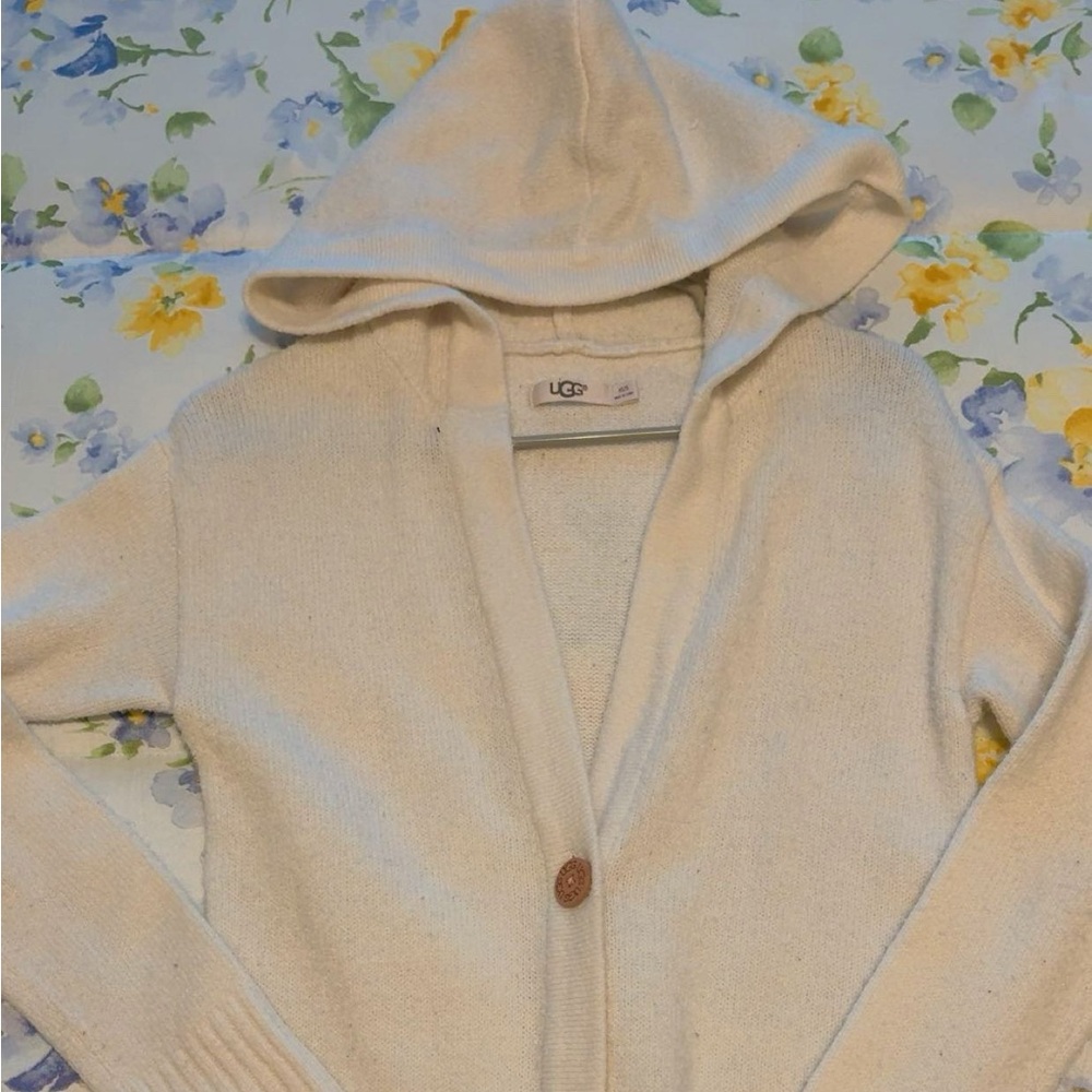 Long, UGG Off-White Wool Knit Cardigan